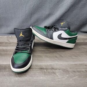 Nike Air Jordan 1 Low Shoes Mens Size 9.5 Green Black White Sneakers 553558-371